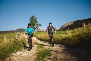 PAC-Sports-Z-e-kolesi-v-dolino-Voje