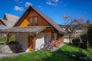 house-hikeandbike13-1536x1022