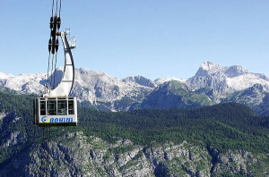 4b7904432f742122951d13e4f5e743d5