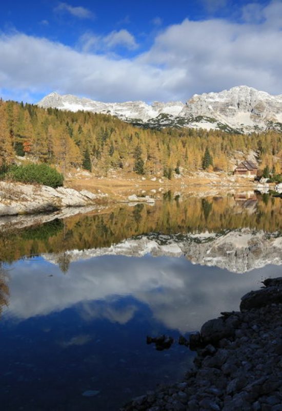 Koča pri sedmerih triglavskih jezerih, foto: Mitja Sodja